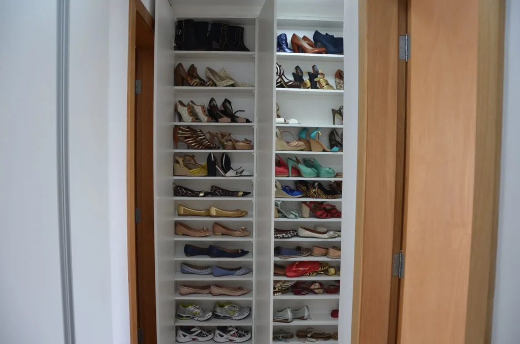 Sapateira Vertical Estreita