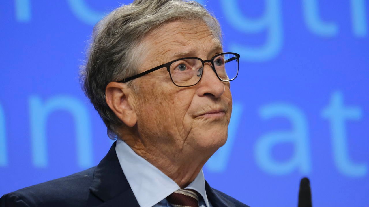 Gates explica por que a IA ainda não vai dispensar programadores - Imagem do artigo original