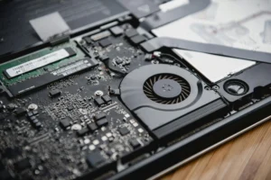 Cinco ajustes simples reduzem o barulho da ventoinha do notebook
