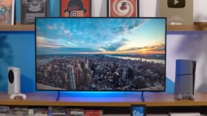 Samsung Q7F estreia no Brasil com QLED, HDR10+ e integração reforçada