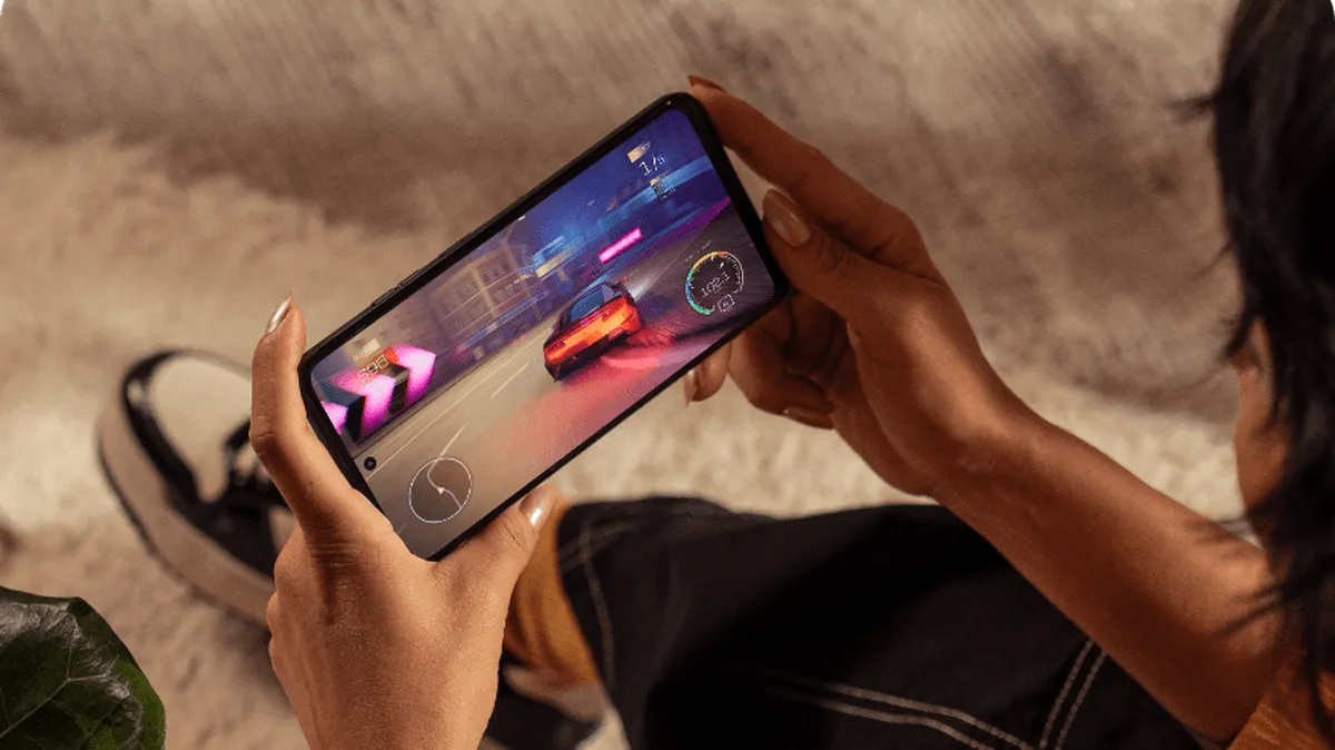 6 celulares de tela grande ganham preços abaixo de R$ 900 e até 120 Hz - Imagem do artigo
