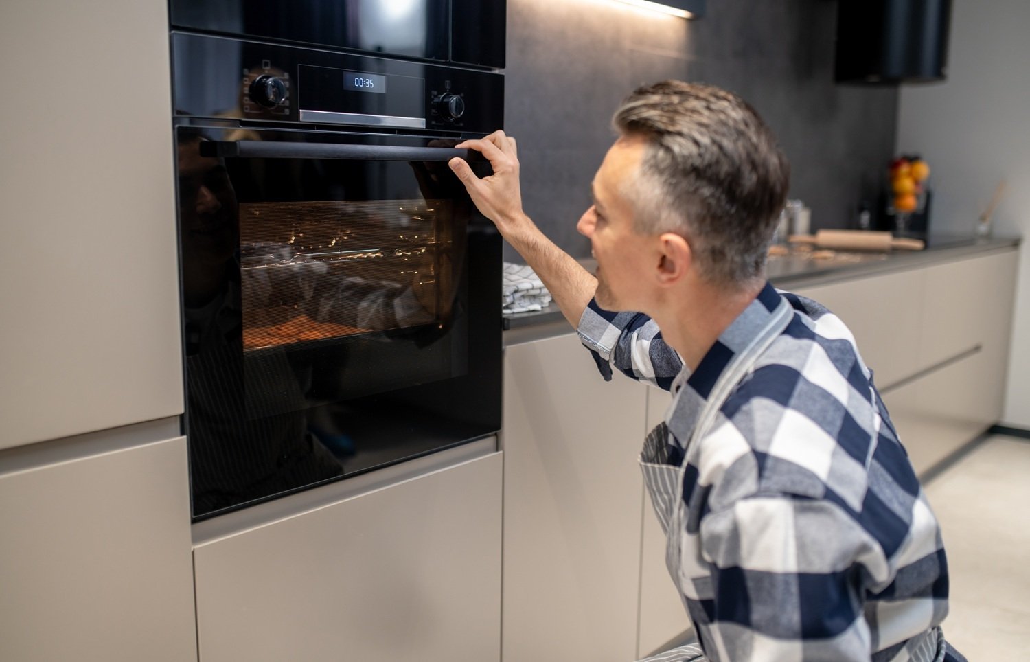 Guia prático: escolha os eletrodomésticos ideais para sua cozinha planejada - Imagem do artigo