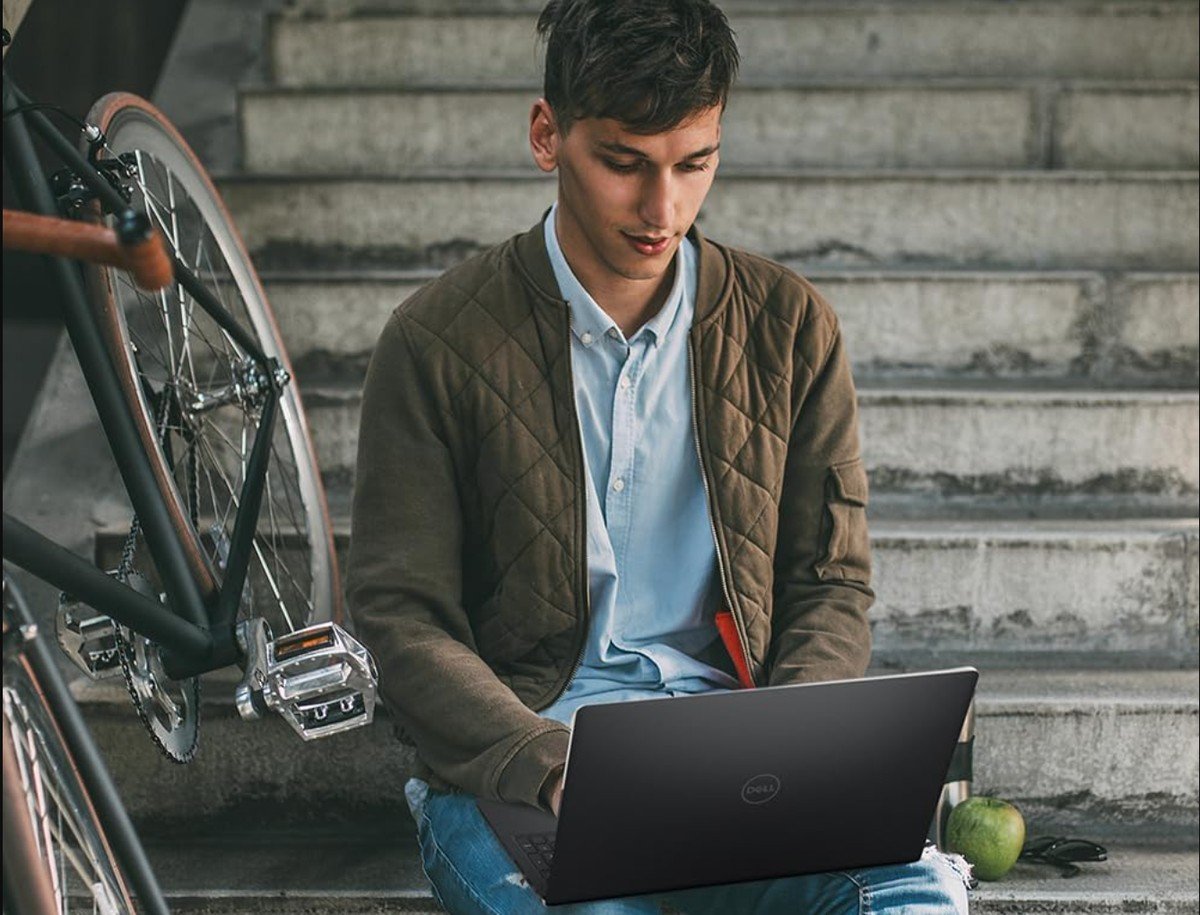Casas Bahia corta preços e oferece notebooks até 33% mais baratos - Imagem do artigo original