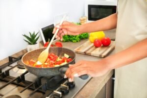 Air fryer ou panela a vapor: teste revela qual método entrega mais saúde e praticidade