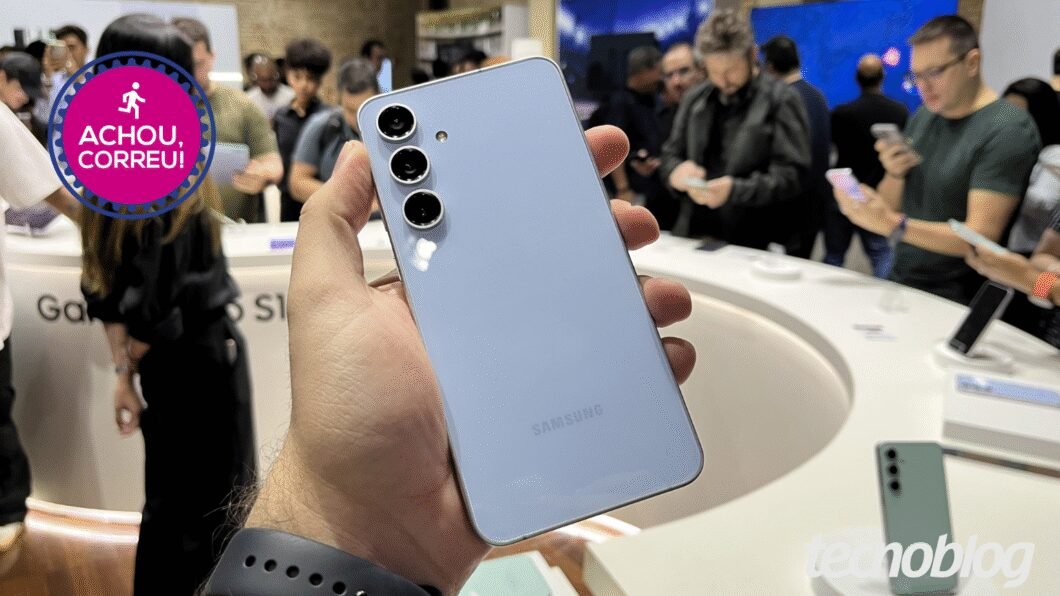 Galaxy S24 FE cai 53% e assume o posto de melhor negócio da Samsung - Imagem do artigo