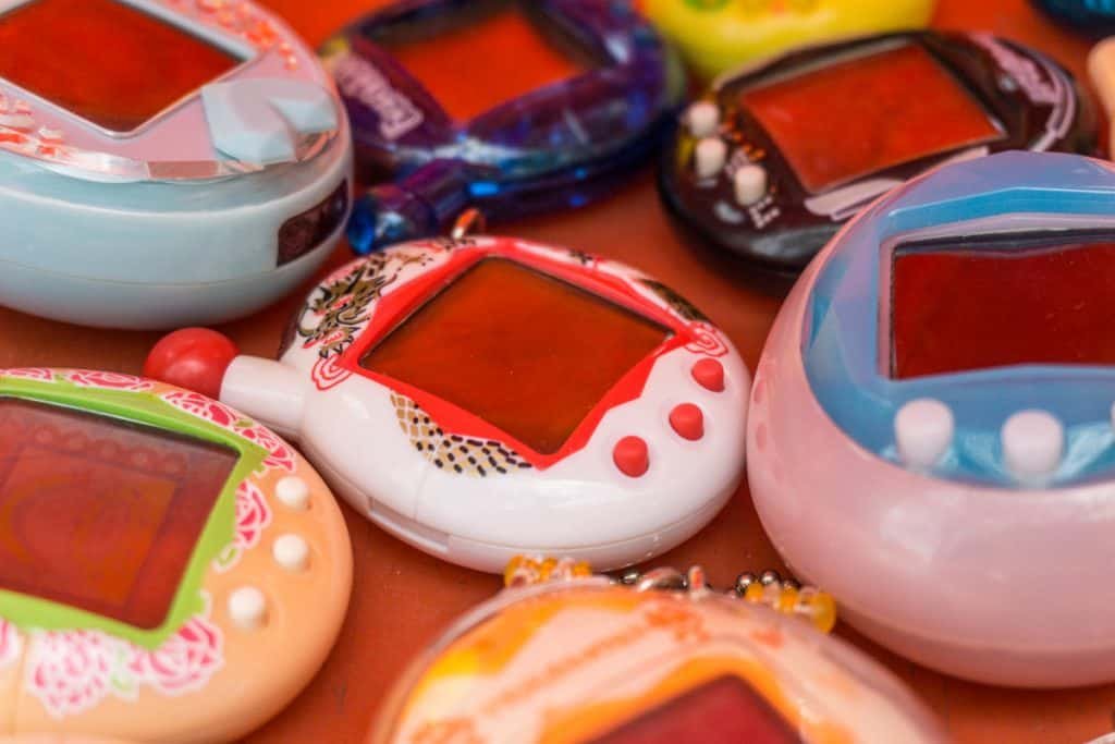 Tamagotchi renasce: vale investir no pet digital que marcou gerações? - Imagem do artigo