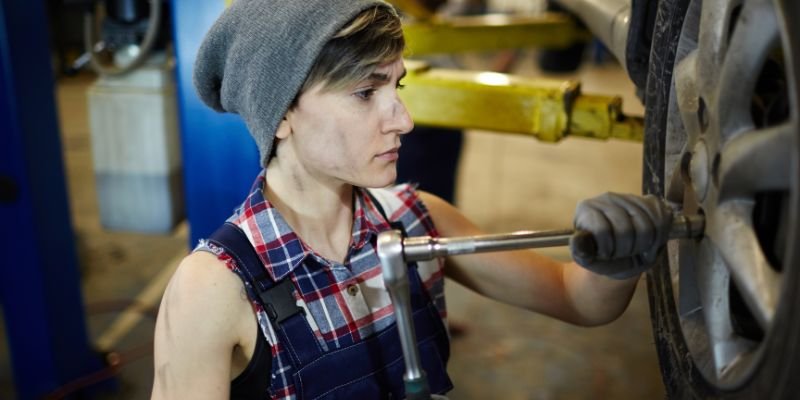 Torquímetros em 2025: escolha sem erro e evite apertos caros na oficina - Imagem do artigo original