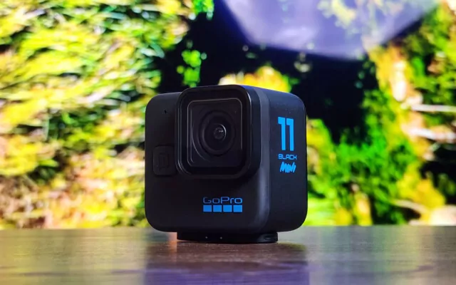 GoPro HERO11 Black Mini: vale a pena trocar tela por resistência?