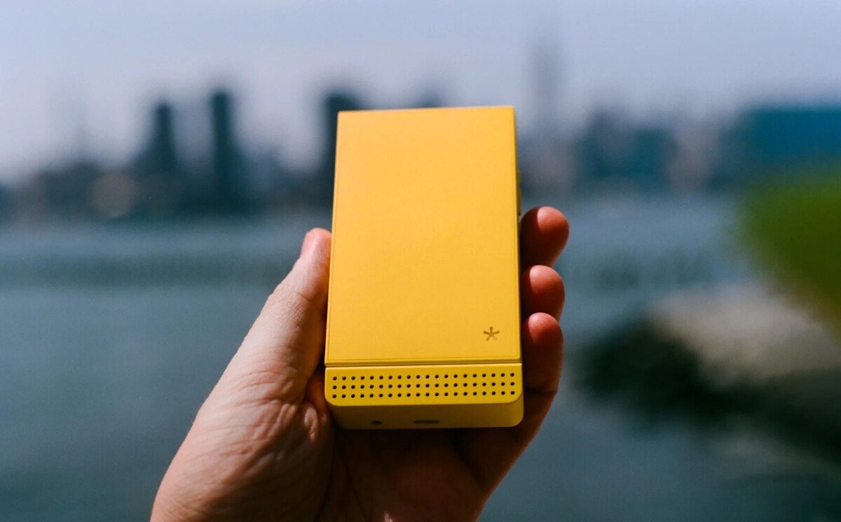Light Flip chega em 2027 e promete resgatar o celular “raiz” por menos de R$1,6 mil - Imagem do artigo original