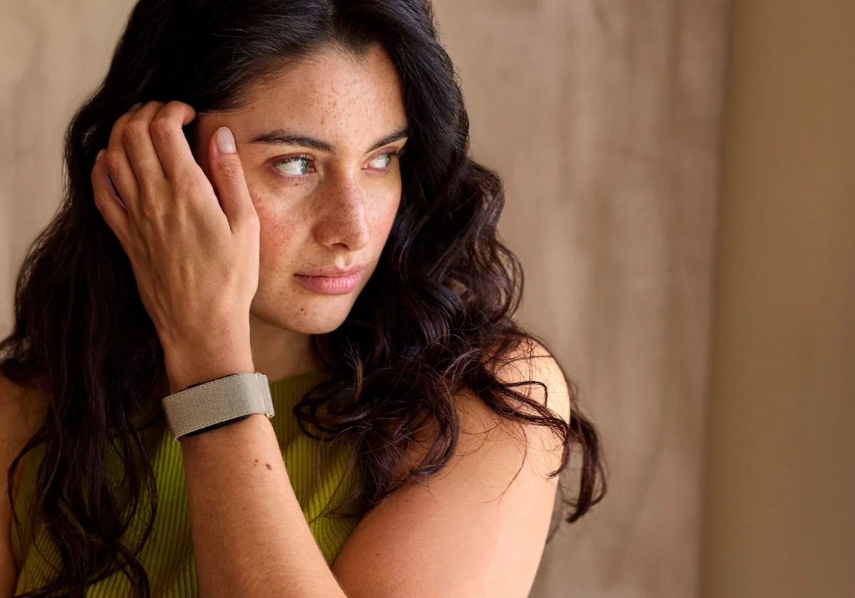 Garmin Cirqa Smart Band desafia Whoop e Fitbit ao dispensar tela e assinatura - Imagem do artigo original