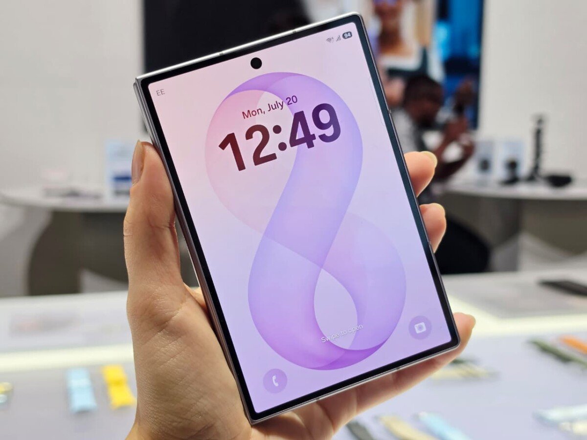 Galaxy Z Fold8 traz tela mais larga: vale trocar o dobrável tradicional? - Imagem do artigo original