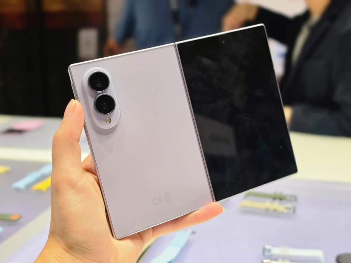 Flex Titanium reduz vinco e emagrece o Galaxy Z Fold8: entenda a engenharia - Imagem do artigo original