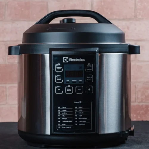 Panela de Pressão Elétrica Electrolux PCC20 Tecnologia que eleva o nível da cozinha moderna
