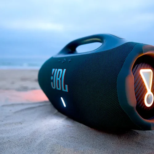 JBL Boombox 4 enfrenta Philips BoomBeat e expõe diferença de preço e autonomia