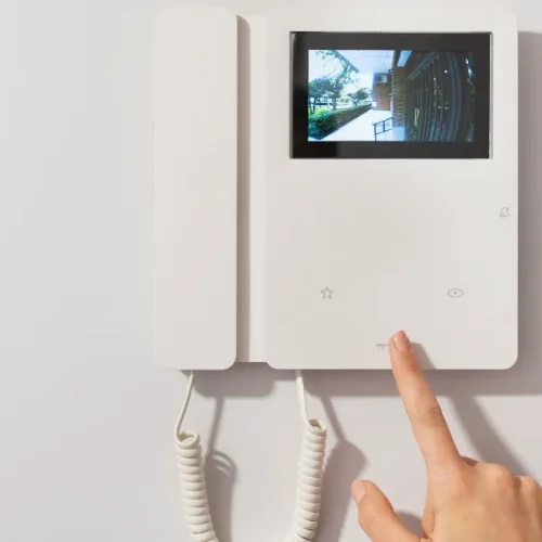 Campainha com câmera: 6 opções que reforçam a segurança de casa
