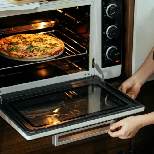 6 fornos elétricos ganham função air fryer e prometem substituir fritadeiras