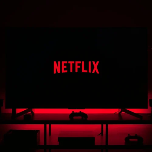 Operadoras liberam Netflix sem custo extra: conheça os combos que valem a pena