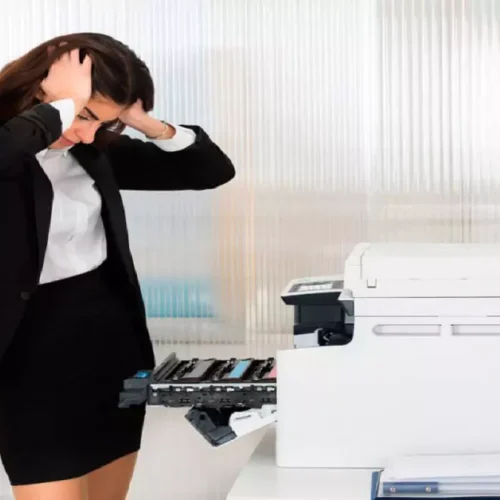 Impressora travou? Aprenda 7 soluções rápidas antes de chamar a assistência