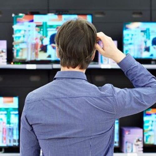 LED, OLED ou QLED? Descubra qual tecnologia entrega a melhor imagem na sua sala