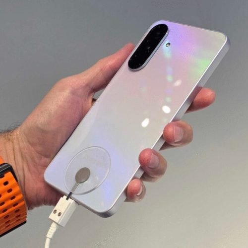Galaxy A36 corta 43% no preço e desafia rivais com tela de 120 Hz