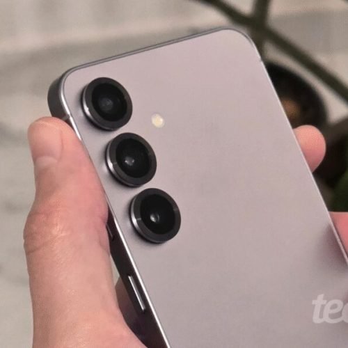 Galaxy S25 cai quase pela metade no Magalu e vira melhor negócio top de linha de 2024