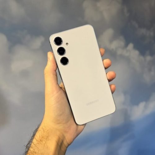 Galaxy A55 cai 54% e vira melhor aposta 5G até R$ 1,6 mil