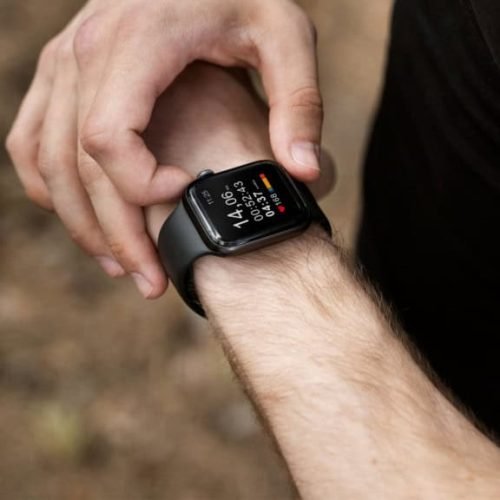 Smartwatch com SpO₂: descubra como o relógio monitora seu oxigênio sem agulhas