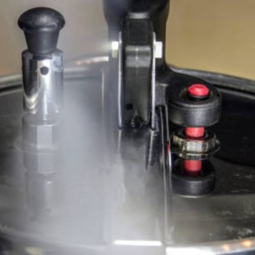 Descubra a Panela de Pressão Antiaderente Ideal em 2025: Ramos, MTA, Nigro e mais