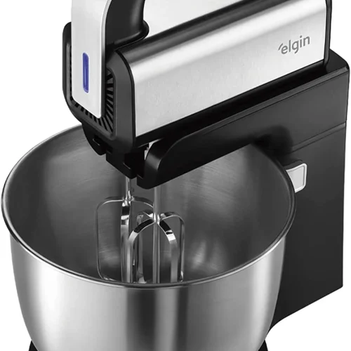 Batedeira Elgin Silver Blend entrega potência e giro automático: análise completa