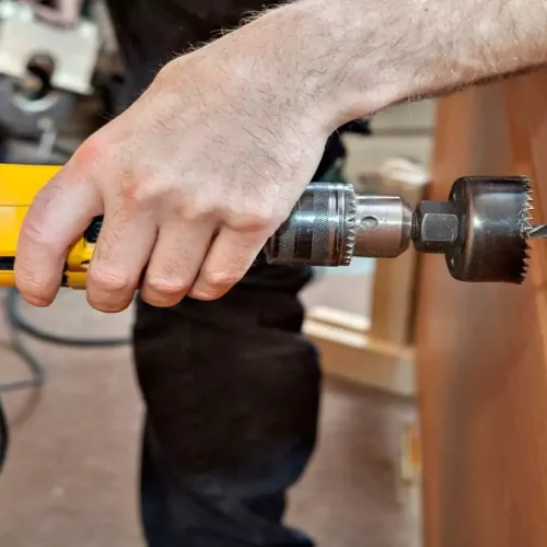 Serra Copo entrega cortes circulares perfeitos: descubra tipos, uso e cuidados