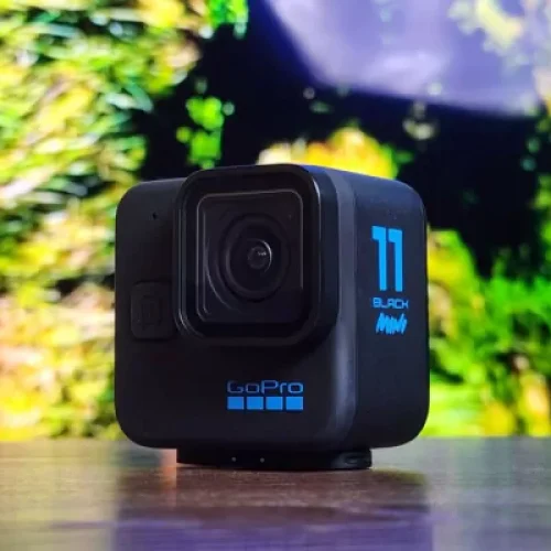 GoPro HERO11 Black Mini: vale a pena trocar tela por resistência?