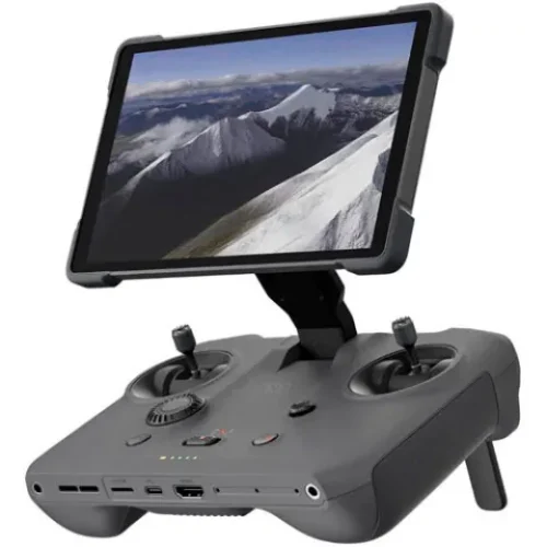 DJI RC Pro 2 ganha tela mini-LED articulável e leva alcance de 30 km aos drones da marca