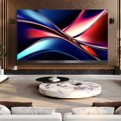 Hisense 136MX inaugura a TV MicroLED doméstica com 10.000 nits e IA dedicada