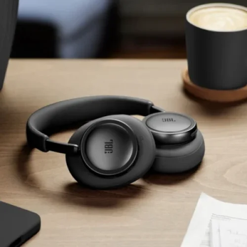 JBL Live 780NC: fone ganha 80 h de bateria, áudio Hi-Res e cancelamento adaptativo