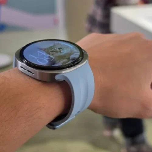 Galaxy Watch Ultra 2 ganha bateria de 800 mAh e tela de 5 000 nits: vale o upgrade?