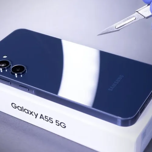 Galaxy A55 5G azul lidera seleção de 6 celulares leves e potentes para rotina agitada