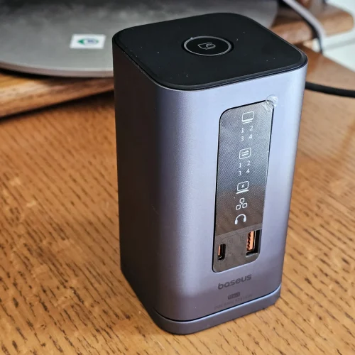 Dock USB-C de 11 portas da Baseus cai para US$ 99 e turbina qualquer notebook