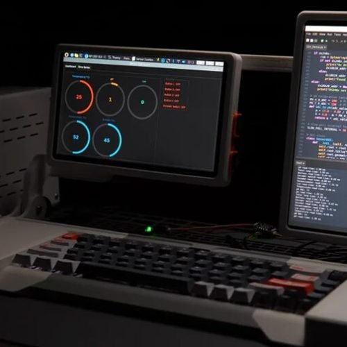 Criador revela computador portátil dual-screen impresso em 3D com Raspberry Pi 5